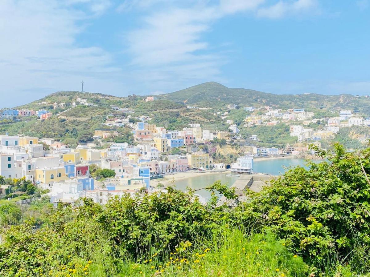 Casa Ninetta - Immobilevante Ponza Esterno foto