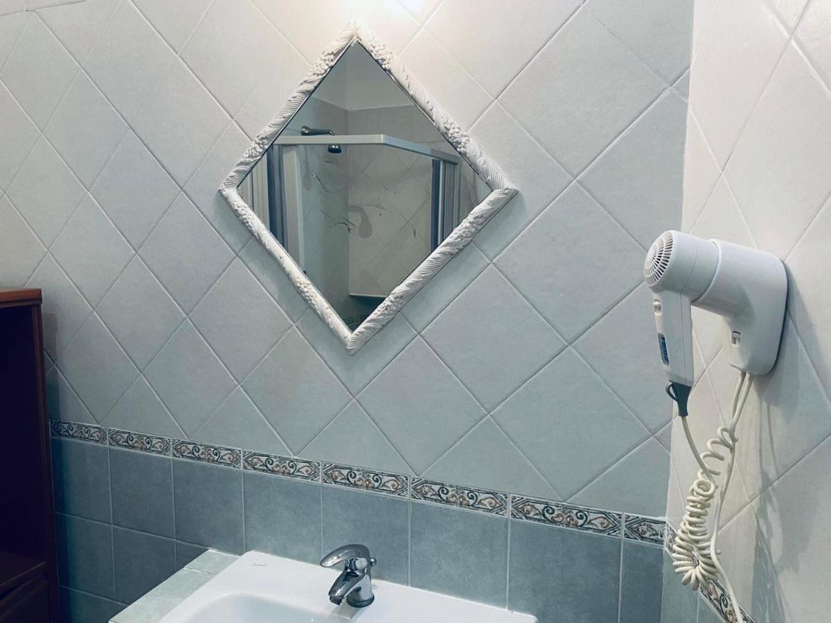 Casa Ninetta - Immobilevante Ponza Esterno foto